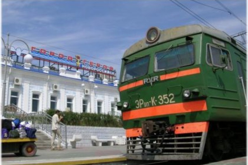Порядок курсирования пригородных поездов «Ласточка» в Свердловской области изменится в праздничные выходные ноября