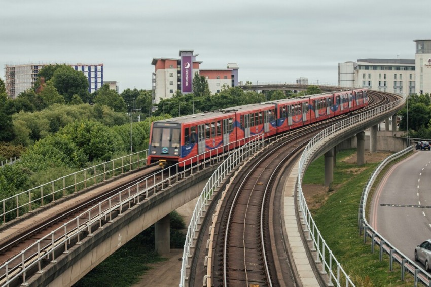 Туристический поезд на паровозной тяге отвезет в Таганрог на празднование 350-летия Петра I