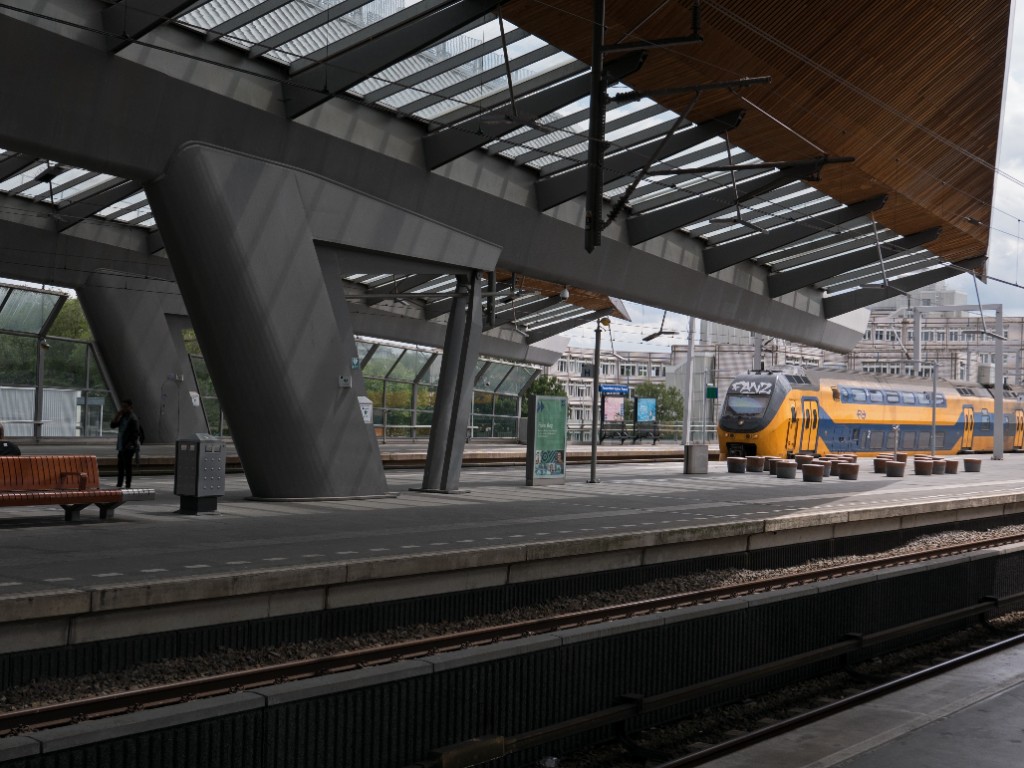 fons-heijnsbroek-xWHUndSmomU-unsplash (1).jpg
