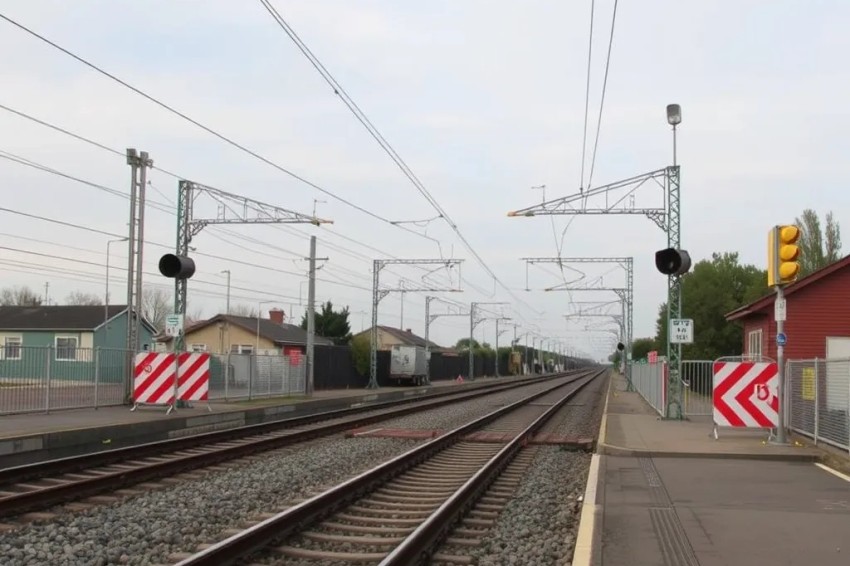 Магистраль Горького выражает беспокойство по поводу количества пострадавших людей на железнодорожных путях.