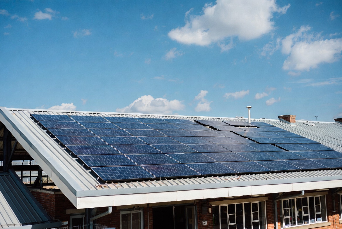 Железнодорожные депо переходят на солнечную энергию